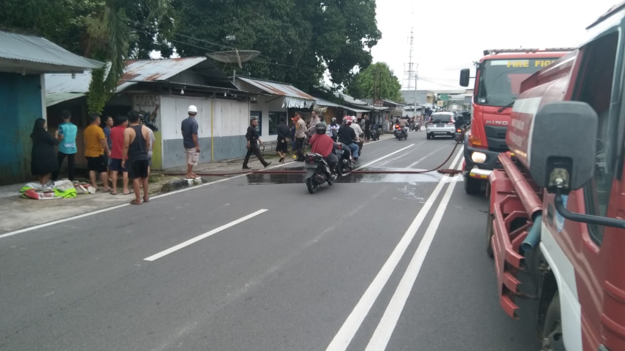 Akibat Gas Bocor, Dapur Warung Makan di Jalan Kapten Saridin Ludes Terbakar