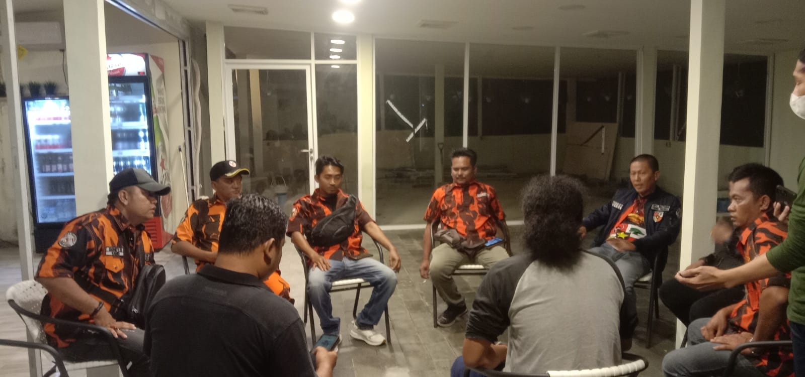 MPC Pemuda Pancasila Belitung Sambangi Cafe Tempat Anak Dibawah Umur Konsumsi Minuman Beralkohol