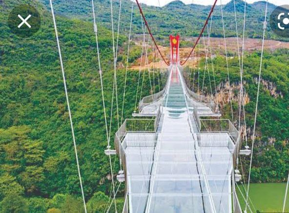 Bukan Hanya  China, di Indonesia juga Ada Jembatan Gantung dari Kaca